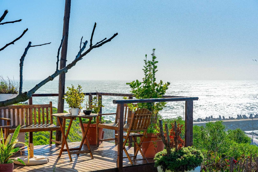 5 Bedroom Property for Sale in Yzerfontein Western Cape